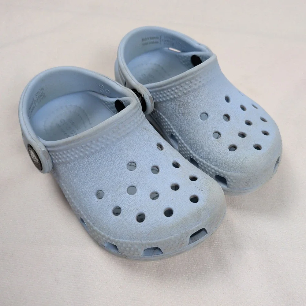 Crocs Classic Clog Light Blue Toddler Size C6 Slip On Water Shoes